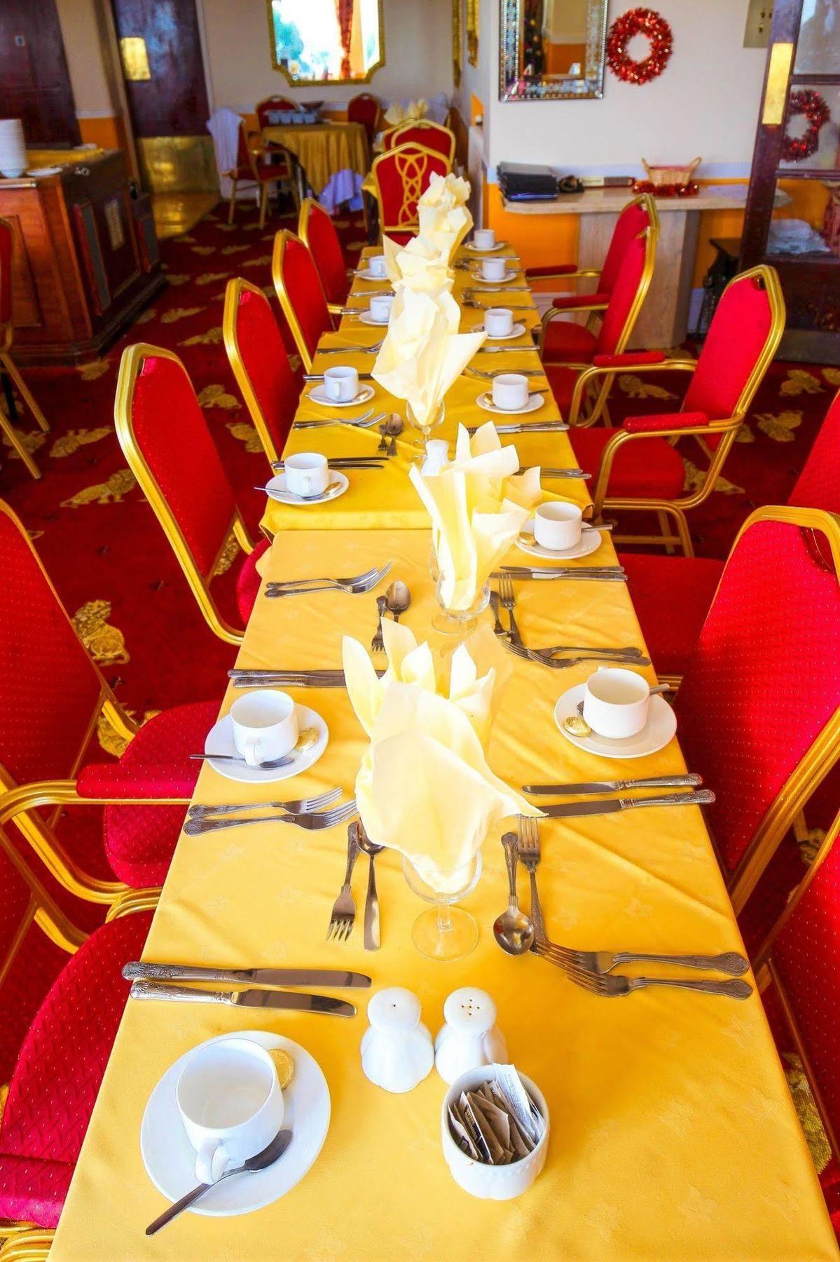 Albany Lions Hotel WTA-toernooi van WTA-toernooi van Eastbourne Buitenkant foto